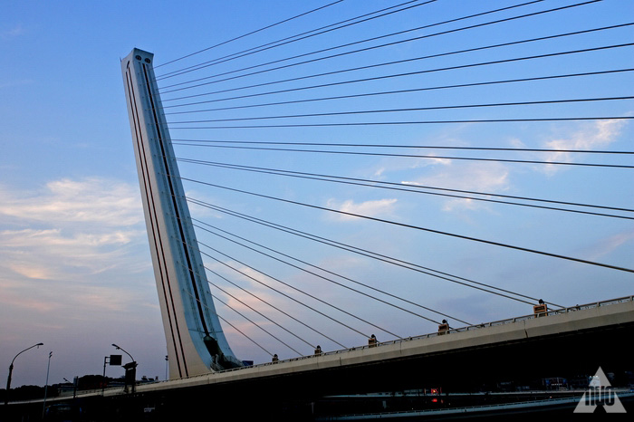 �Lɳ��ɽ��